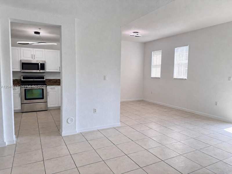 11102 NW 83rd St # 203, Doral FL 33178