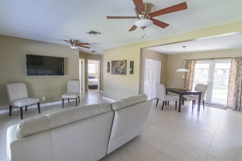 116 NW 8th Street, Boca Raton FL 33432