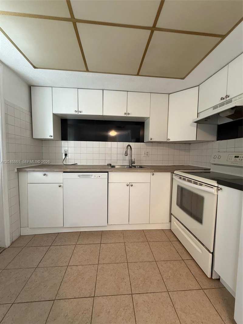 3300 NE 10th Ter # 53, Pompano Beach FL 33064