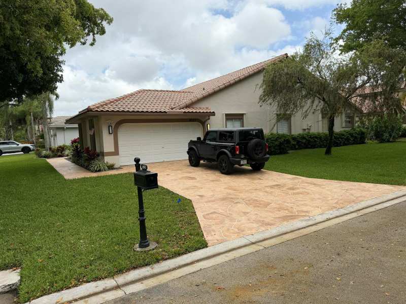 4863 Chardonnay Drive, Coral Springs FL 33067