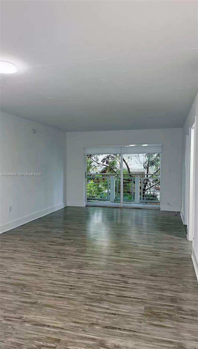 716 Michigan Ave # 303, Miami Beach FL 33139