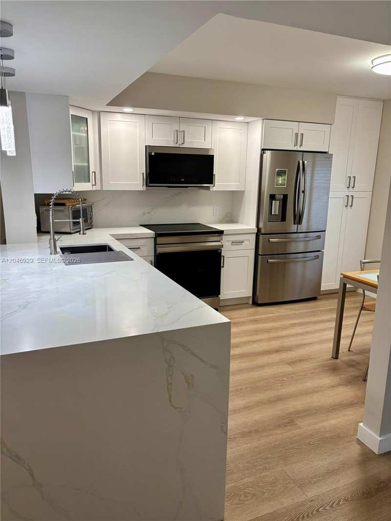 800 SW 125th Way # 207O, Pembroke Pines FL 33027