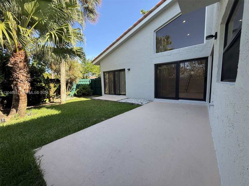 20910 Estada Ln, Boca Raton FL 33433