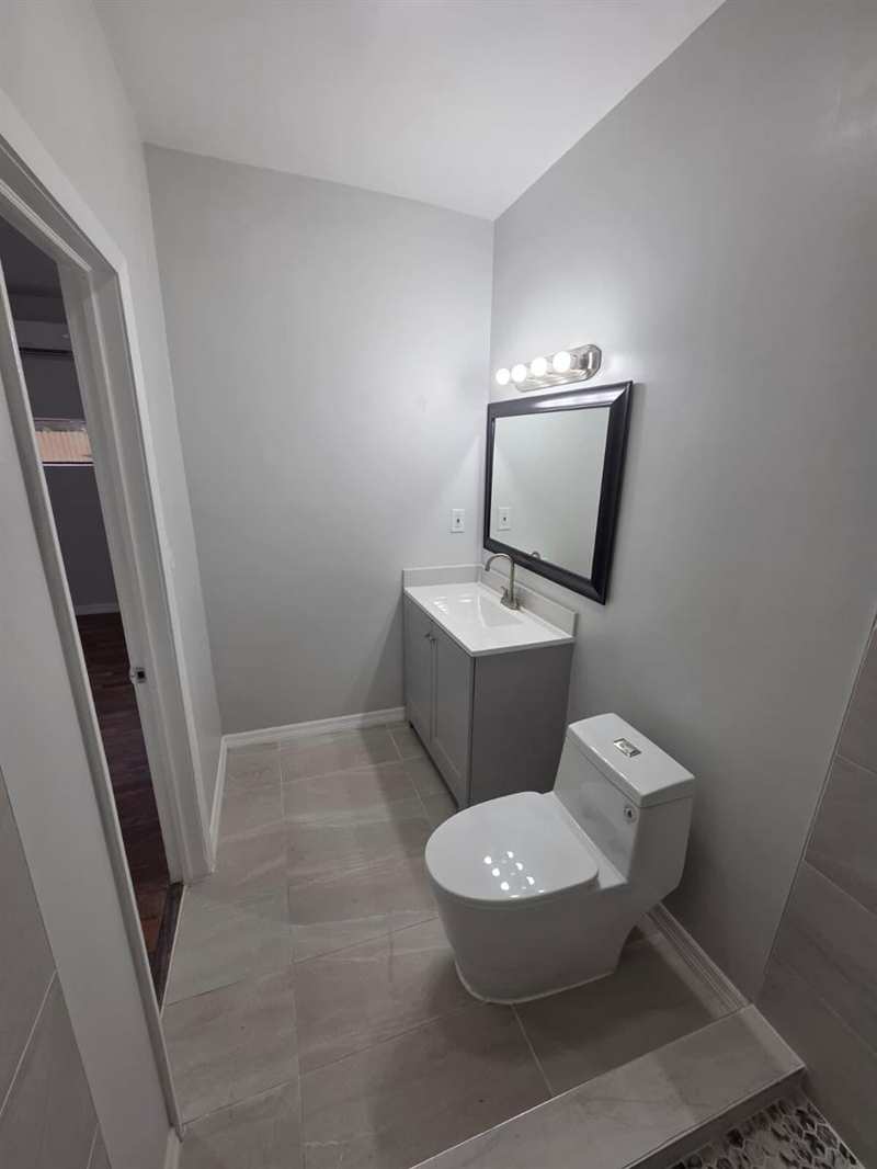 31 Edmund Road # 5, West Park FL 33023