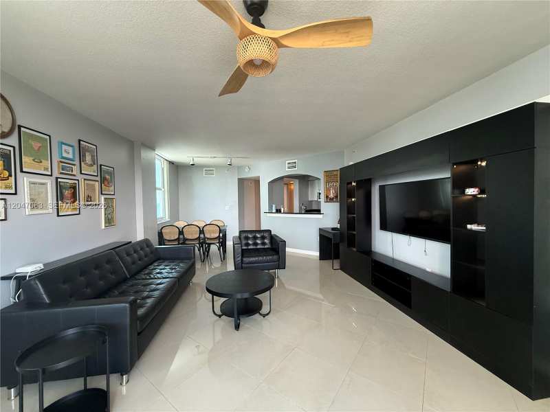 9201 Collins Ave # 521, Surfside FL 33154