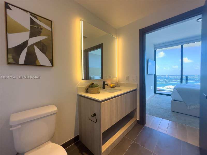 398 NE 5th St # 4210, Miami FL 33132
