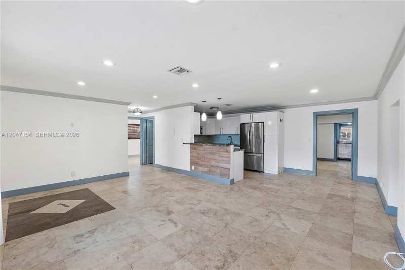 1541 SW 52nd Ave, Plantation FL 33317