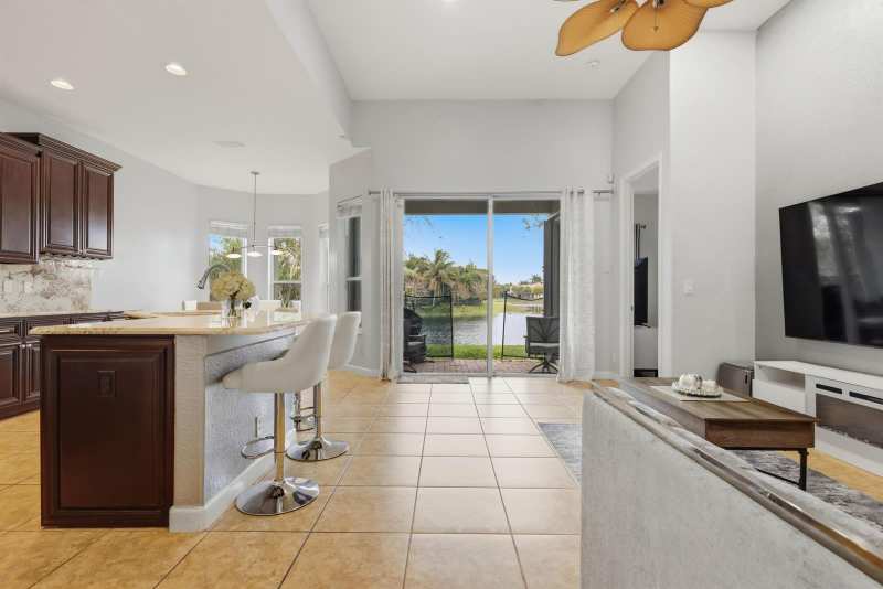 12290 NW 77th Manor NW, Parkland FL 33076