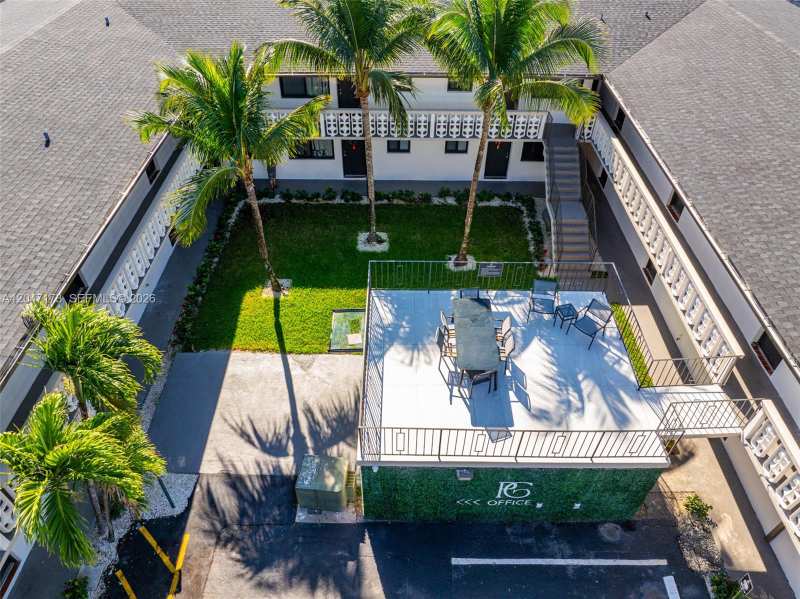 1330 W 29th St # 9, Hialeah FL 33012