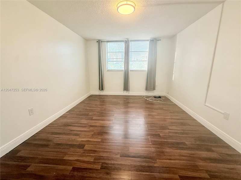 3849 NE 169th St # 204, North Miami Beach FL 33160