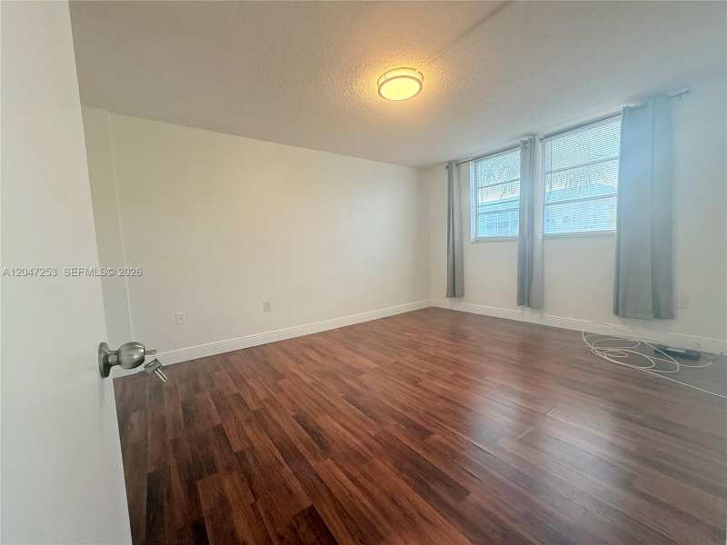 3849 NE 169th St # 204, North Miami Beach FL 33160