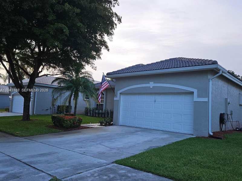2635 SE 4th Pl, Homestead FL 33033