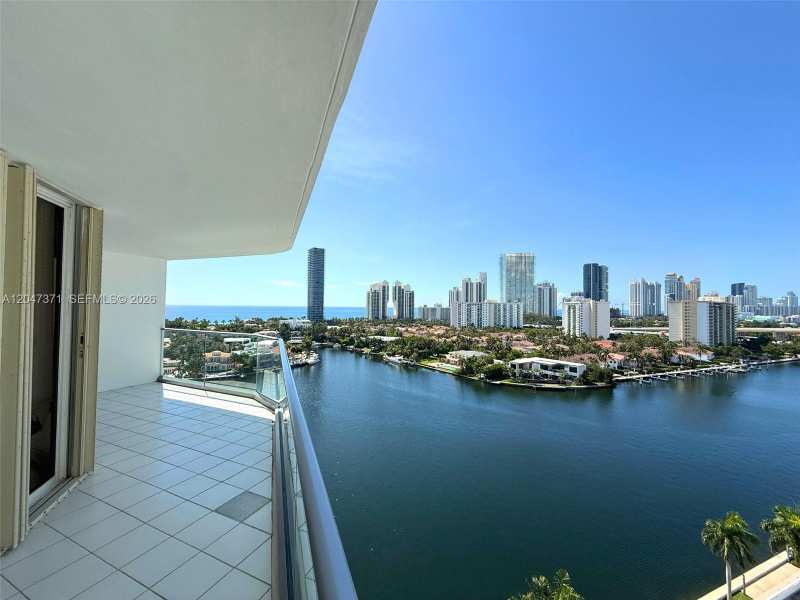 19707 Turnberry Way # 16G, Aventura FL 33180