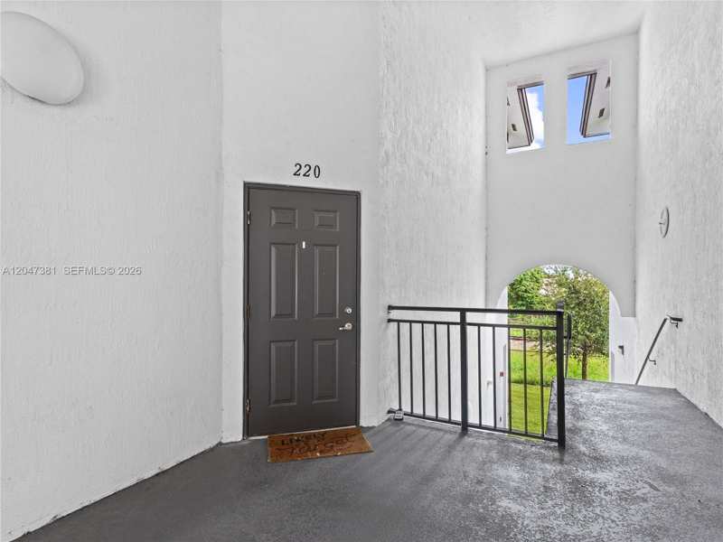 15540 SW 136th St # 220, Miami FL 33196
