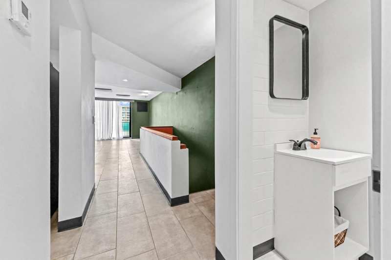2828 Tennis Club Drive # 202, West Palm Beach FL 33417