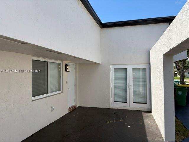206 NE 1st Ct, Dania Beach FL 33004