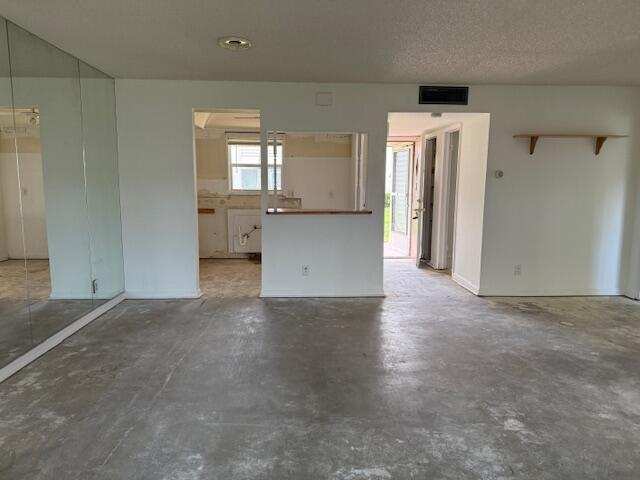 300 Bonnie Boulevard # 145, Palm Springs FL 33461
