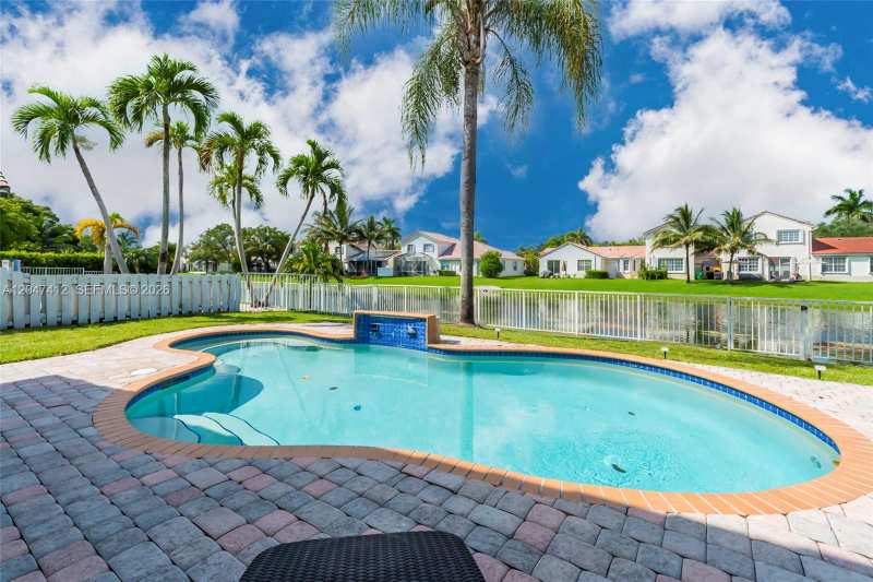 18785 SW 29th St, Miramar FL 33029