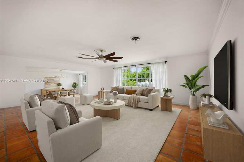 8345 SW 90th St, Miami FL 33156