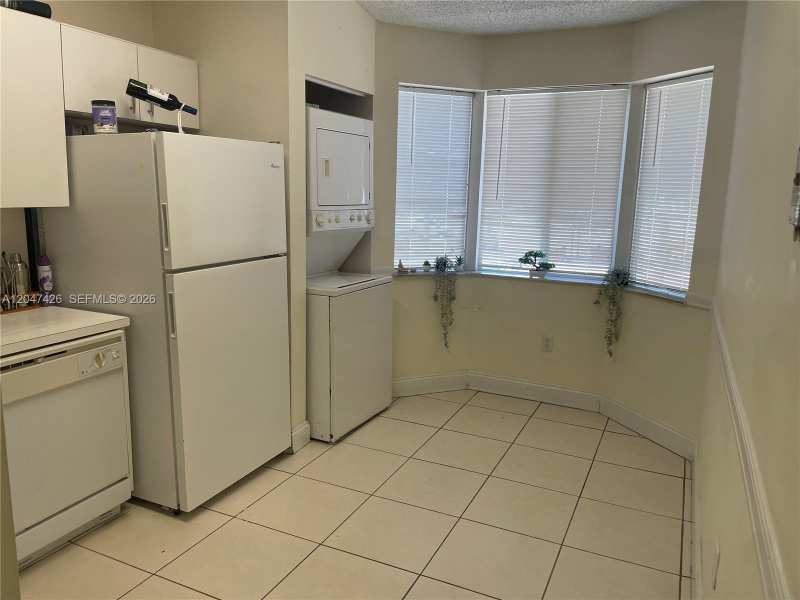 15400 SW 134th Pl # 404, Miami FL 33177