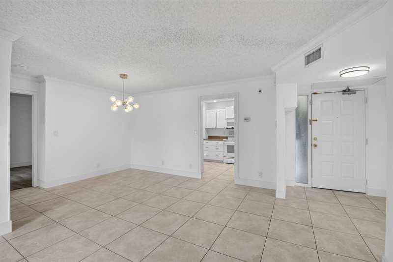 8617 Boca Glades Boulevard W # F, Boca Raton FL 33434