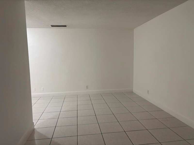 1916 SW 11th Street Unit 26, Fort Lauderdale FL 33312