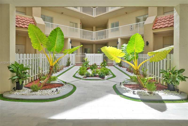 10720 NW 66th St # 205, Doral FL 33178