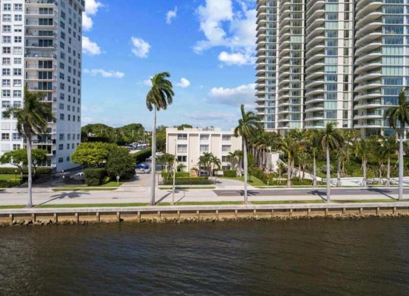 1601 S Flagler Drive # 106o, West Palm Beach FL 33401