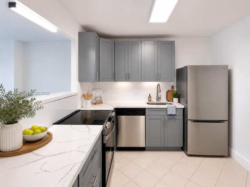 2801 NE 183rd St # 208W, Aventura FL 33160