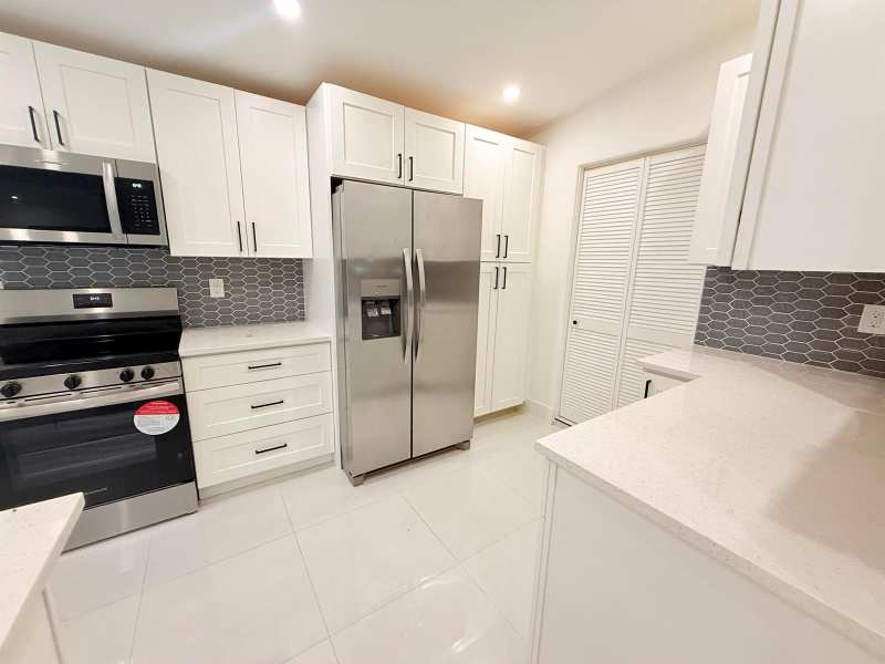 345 Pinehurst Road, Palm Springs FL 33461