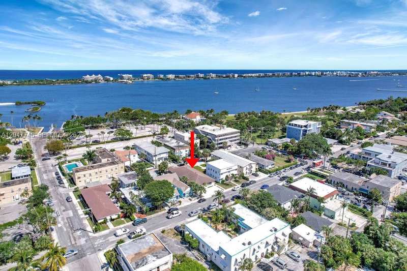 114 S Lakeside Dr # 114, Lake Worth FL 33460