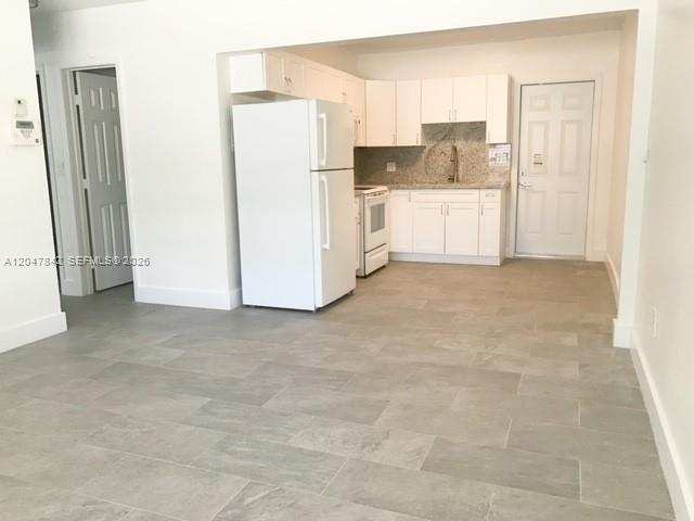 2194 NW 18th Ter # 0, Miami FL 33125