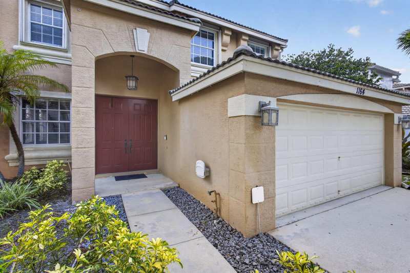 1164 Oakwater Drive, Royal Palm Beach FL 33411