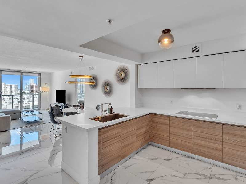 300 Sunny Isles Blvd # 1503, Sunny Isles Beach FL 33160