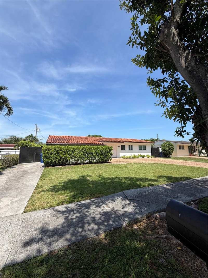 4401 SW 102nd Pl, Miami FL 33165