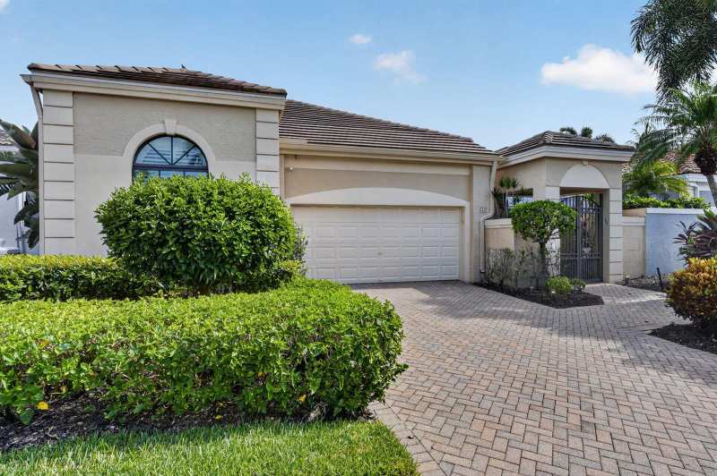 210 Coral Cay Terrace, Palm Beach Gardens FL 33418