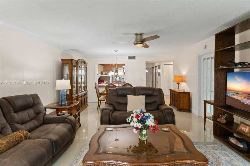 204 E Laurel Dr # 1204, Margate FL 33063