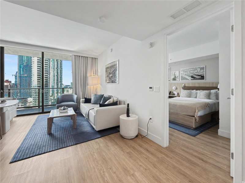 159 NE 6th St # 2002, Miami FL 33132