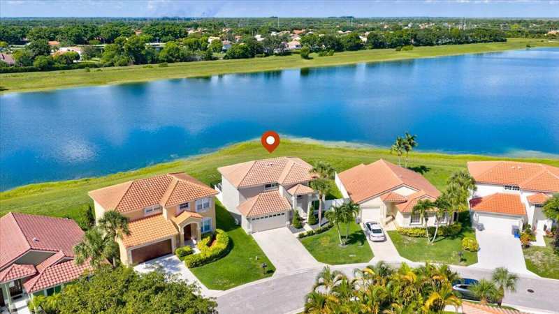 10712 Oak Lake Way, Boca Raton FL 33498