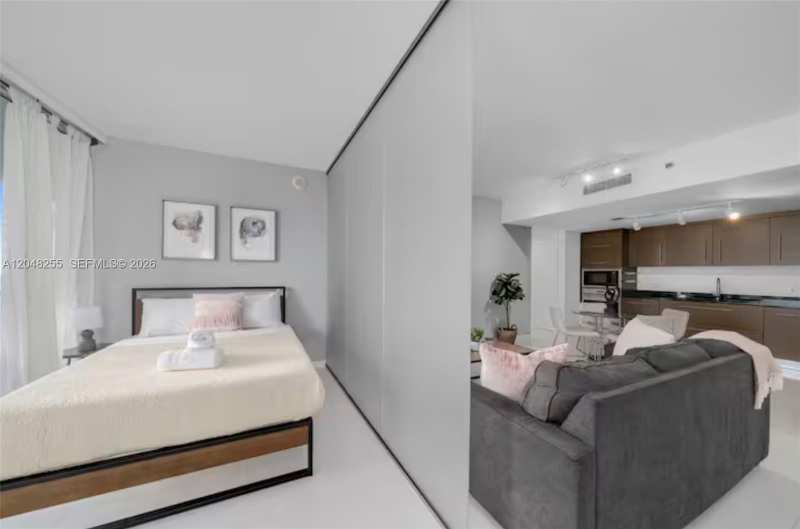 485 Brickell Ave # 1901, Miami FL 33131