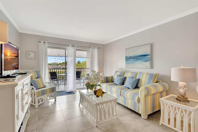 154 Lake Meryl Drive # 255, West Palm Beach FL 33411