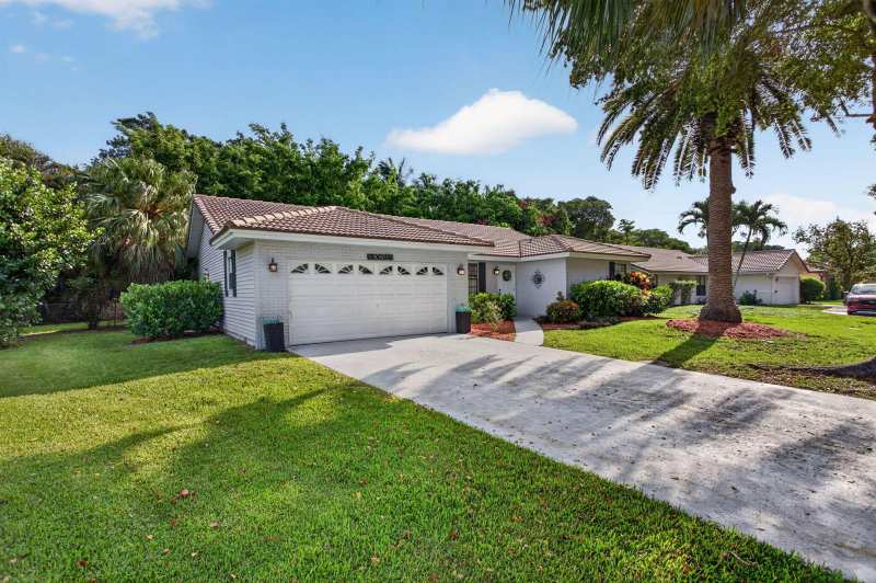 10873 NW 10th Place, Coral Springs FL 33071