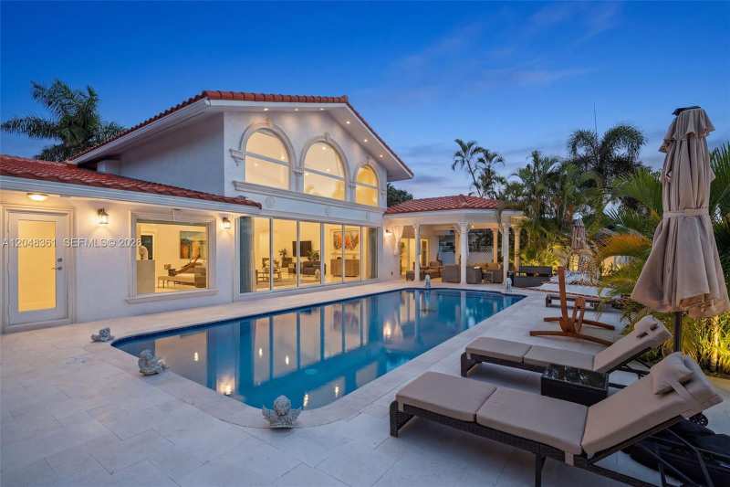 2770 NE 23rd Pl, Pompano Beach FL 33062