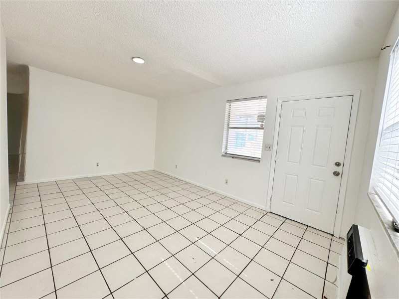 147 W 17th Street, Riviera Beach FL 33404