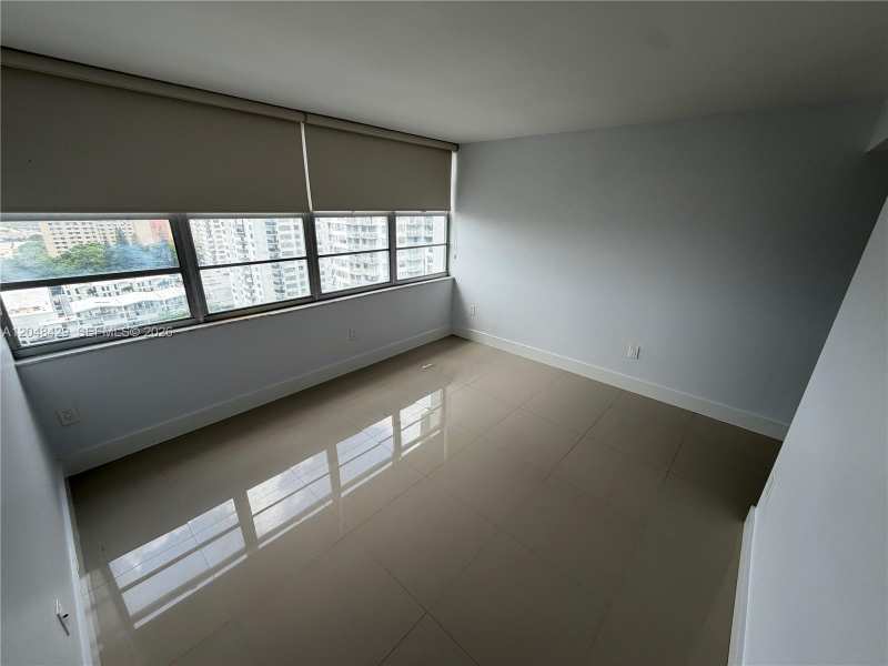 18011 Biscayne Blvd # 1802, Aventura FL 33160