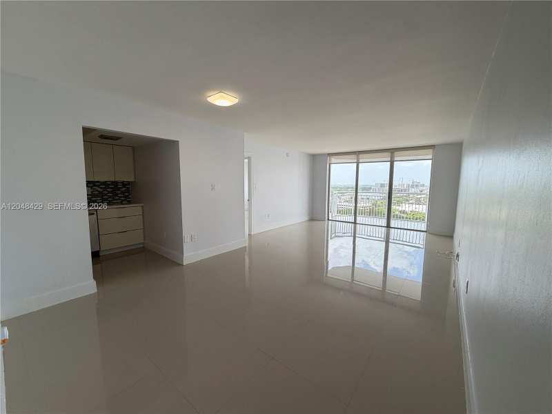 18011 Biscayne Blvd # 1802, Aventura FL 33160