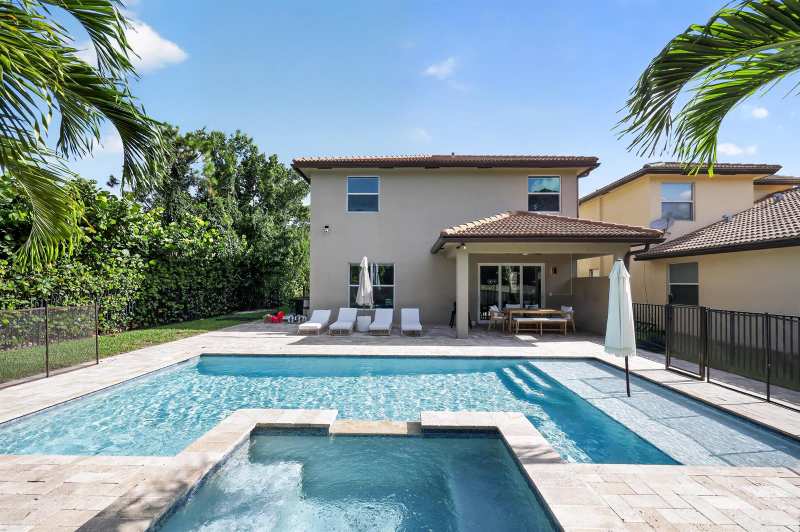 7050 Limestone Cay Road, FL 33458
