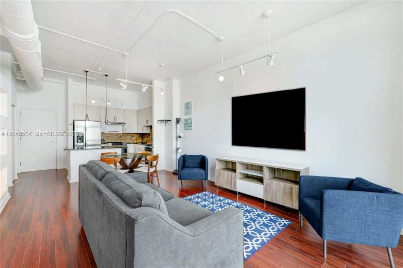 2001 Biscayne Blvd # 2514, Miami FL 33137