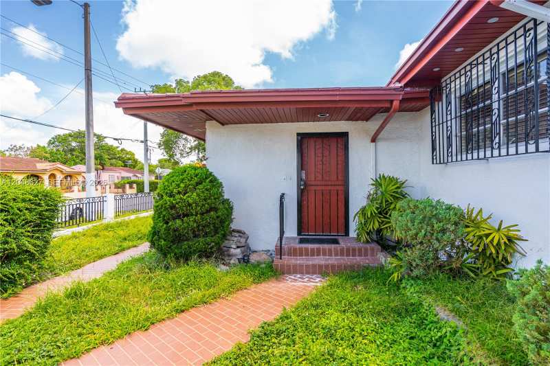 1841 SW 29th Ave # B, Miami FL 33145