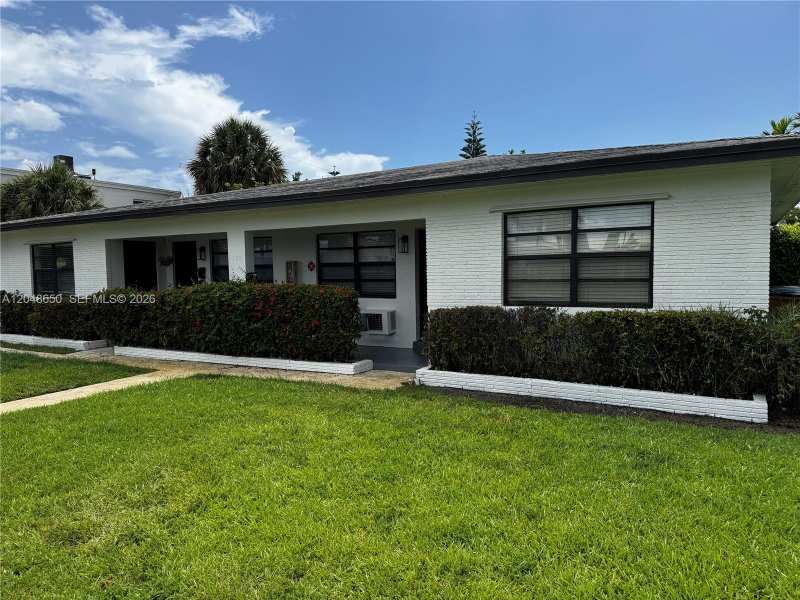 380 SE 12th Ave # 1, Deerfield Beach FL 33441